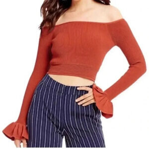 GIANNI BINI Women's XS Cropped Madelyn Ribbed Sweater Off the Shoulder Rust Fall